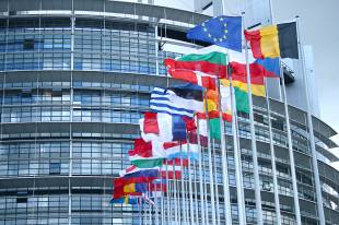 Siedziba Parlamentu Europejskiego w Strasburgu  » Click to zoom ->